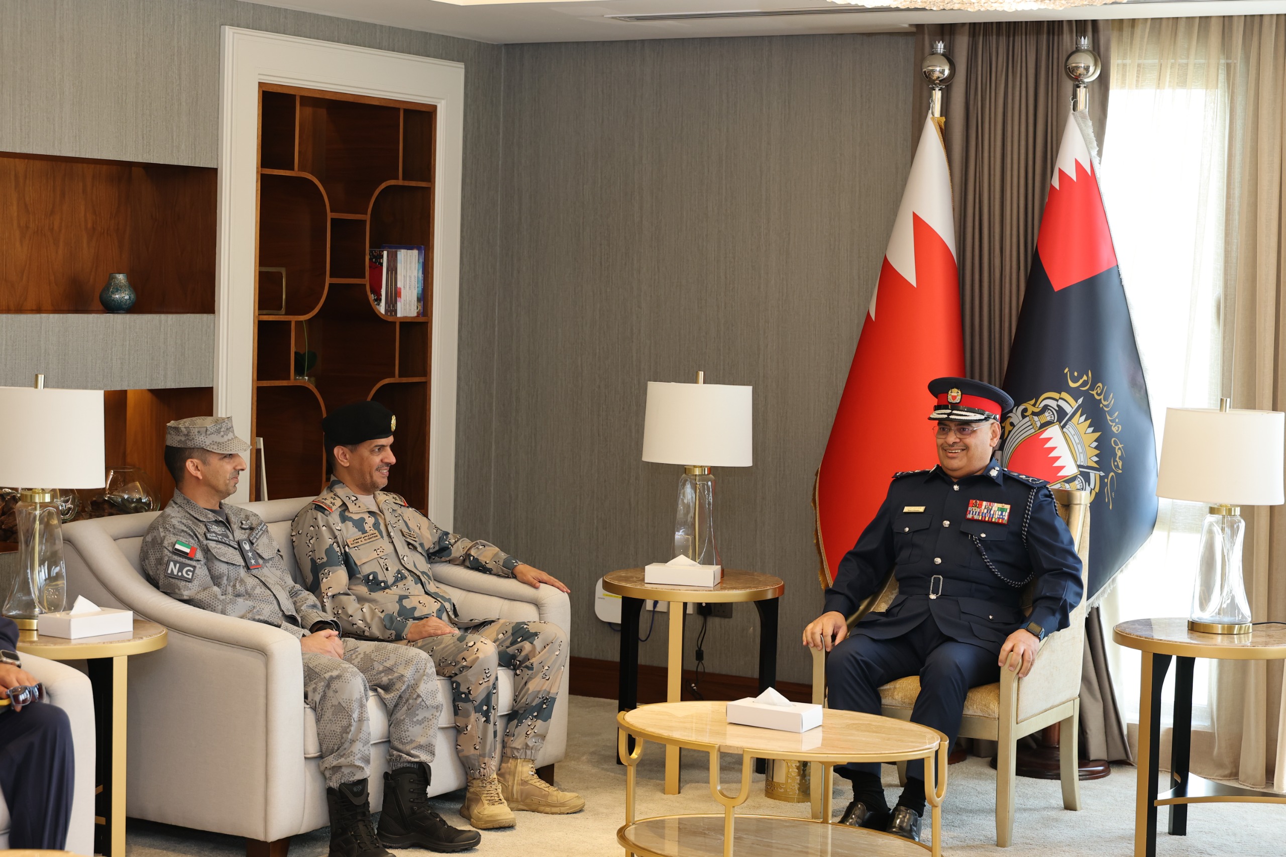 رئيس الأمن العام يستقبل الفريق الأمني الخليجي المشترك بخفر السواحل وحرس الحدود بدول مجلس التعاون<